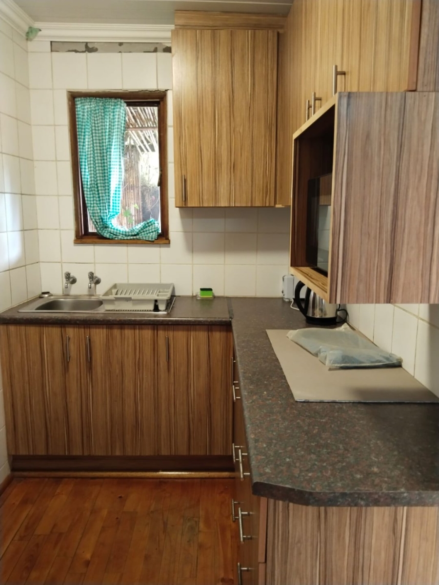 To Let  Bedroom Property for Rent in Klein Brak Western Cape